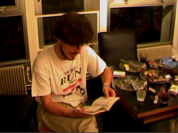 Davor Mezak featuring Jasna Zastavniković: Discohome, video-instalacija, galerija Miroslav Kraljević, 2002.