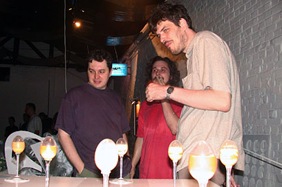 Instalacija Tri sobe, galerija SC, (s D. Friščićem i F.Rogićem), Zagreb, 2003.