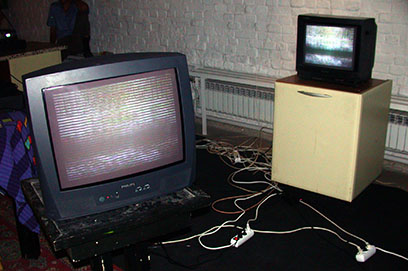 Instalacija Tri sobe, galerija SC, (s D. Friščićem i F.Rogićem), Zagreb, 2003.