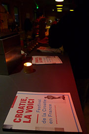 Festival Croatie la voici, sekcija muzika, Davor Mezak, Martina Mezak, video instalacija, printevi, 2013, Paris.