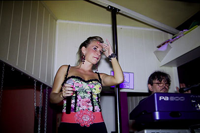 Davor Mezak i Marko Čubrilo   video-instalacija 'Turbo', galerija Nano i THT nagrada, MSU, 2013.