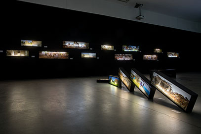 Potresna stvarnost, fotografije na lightboxovima, instalacije, video MSU, BLACK BOX, 2022.